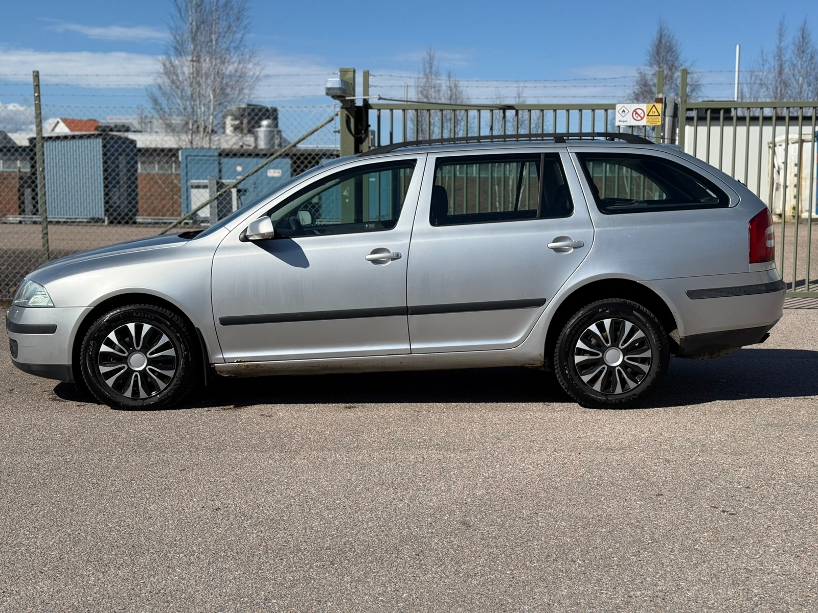 Skoda Octavia Kombi 2.0 FSI 4x4 Manuell 2006, bild 2/5