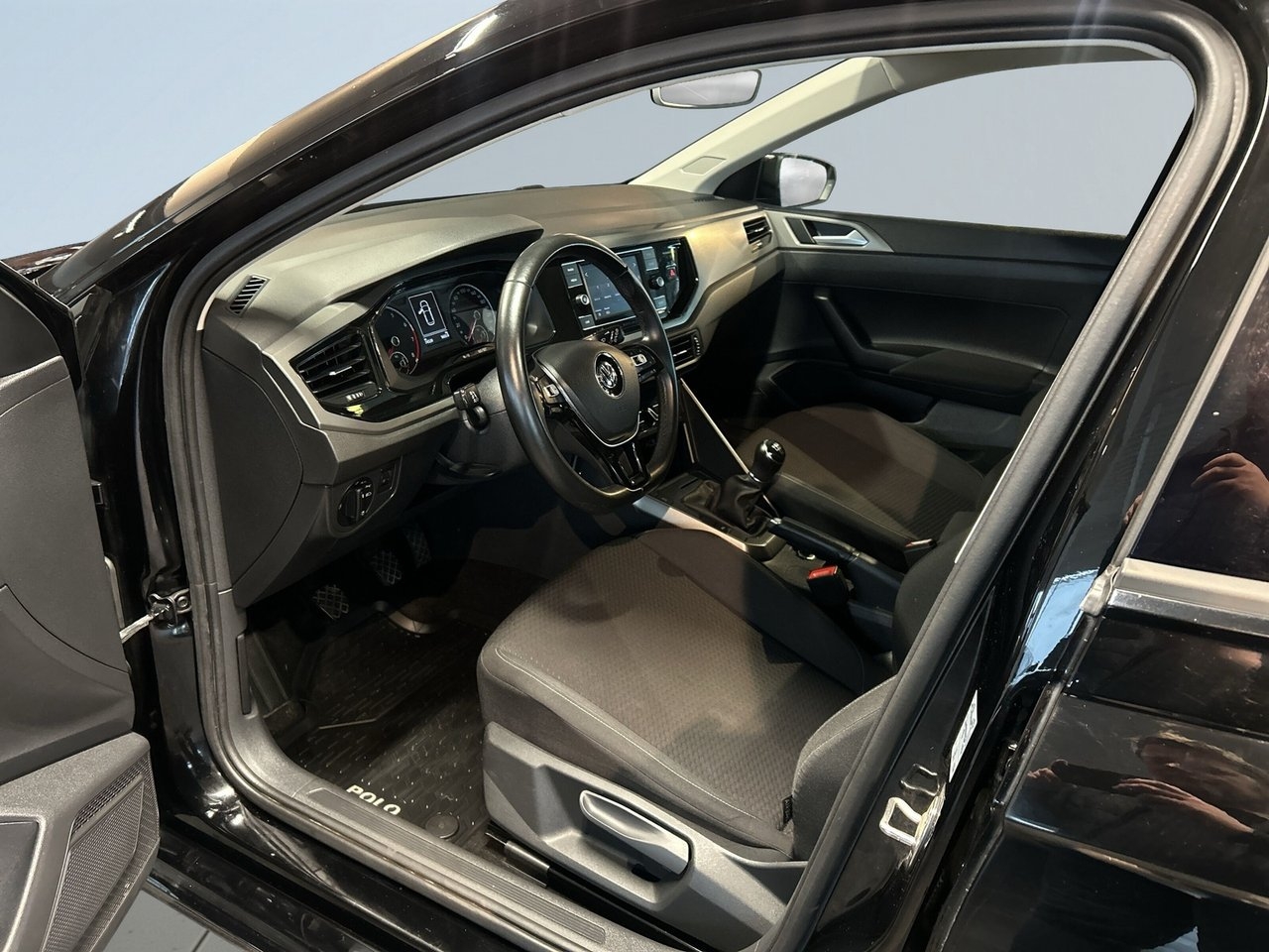 Volkswagen Polo 2018, bild 7/19