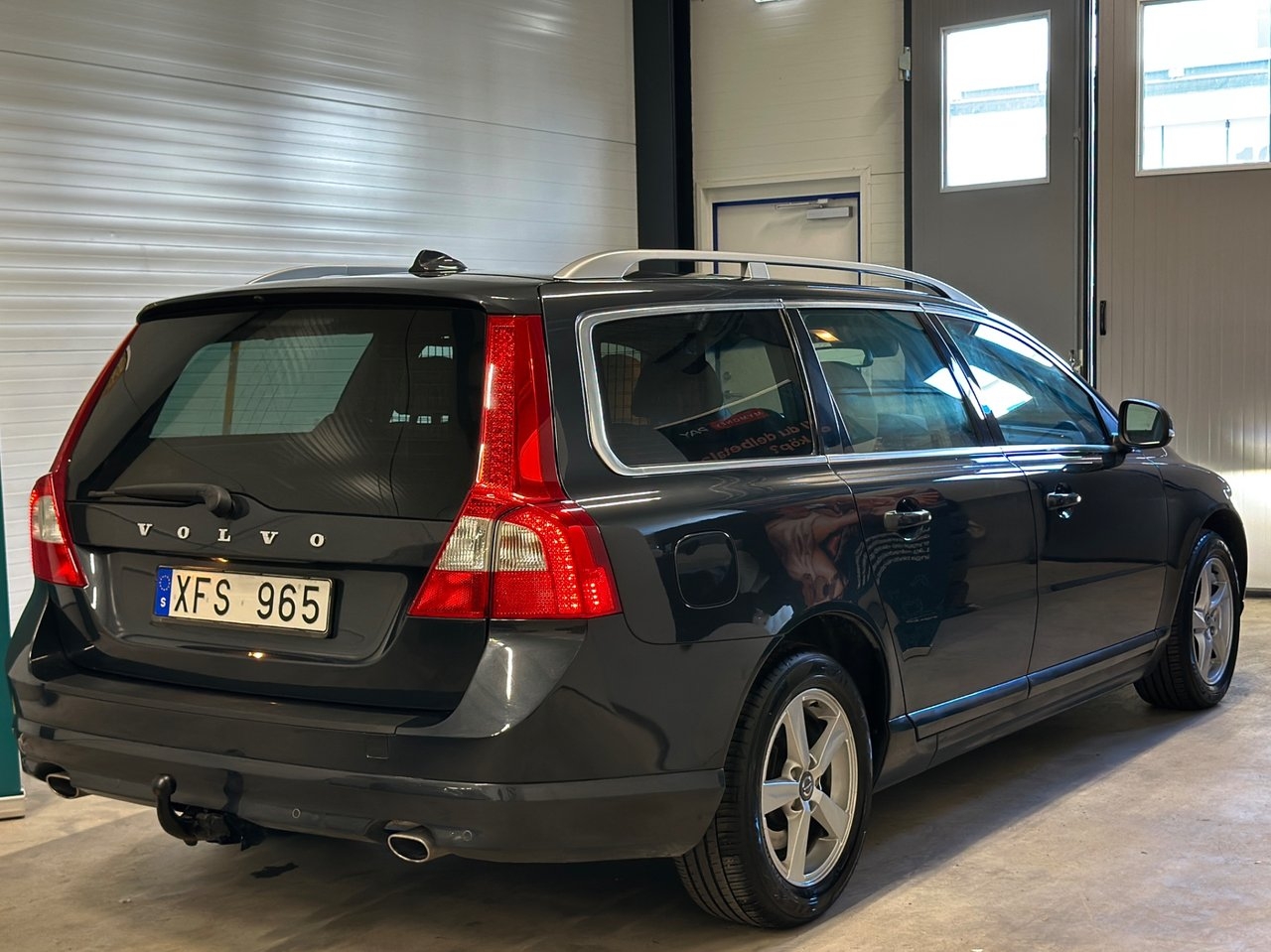 Volvo V70 2012, photo 6/10