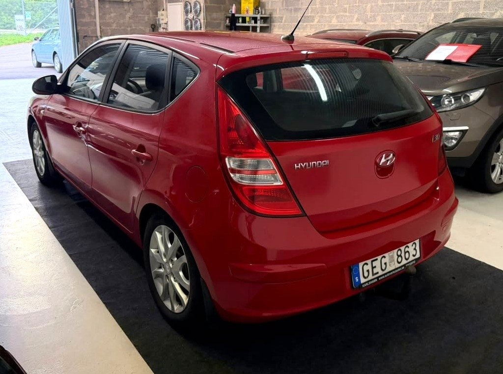 Hyundai i30 2008, photo 4/10