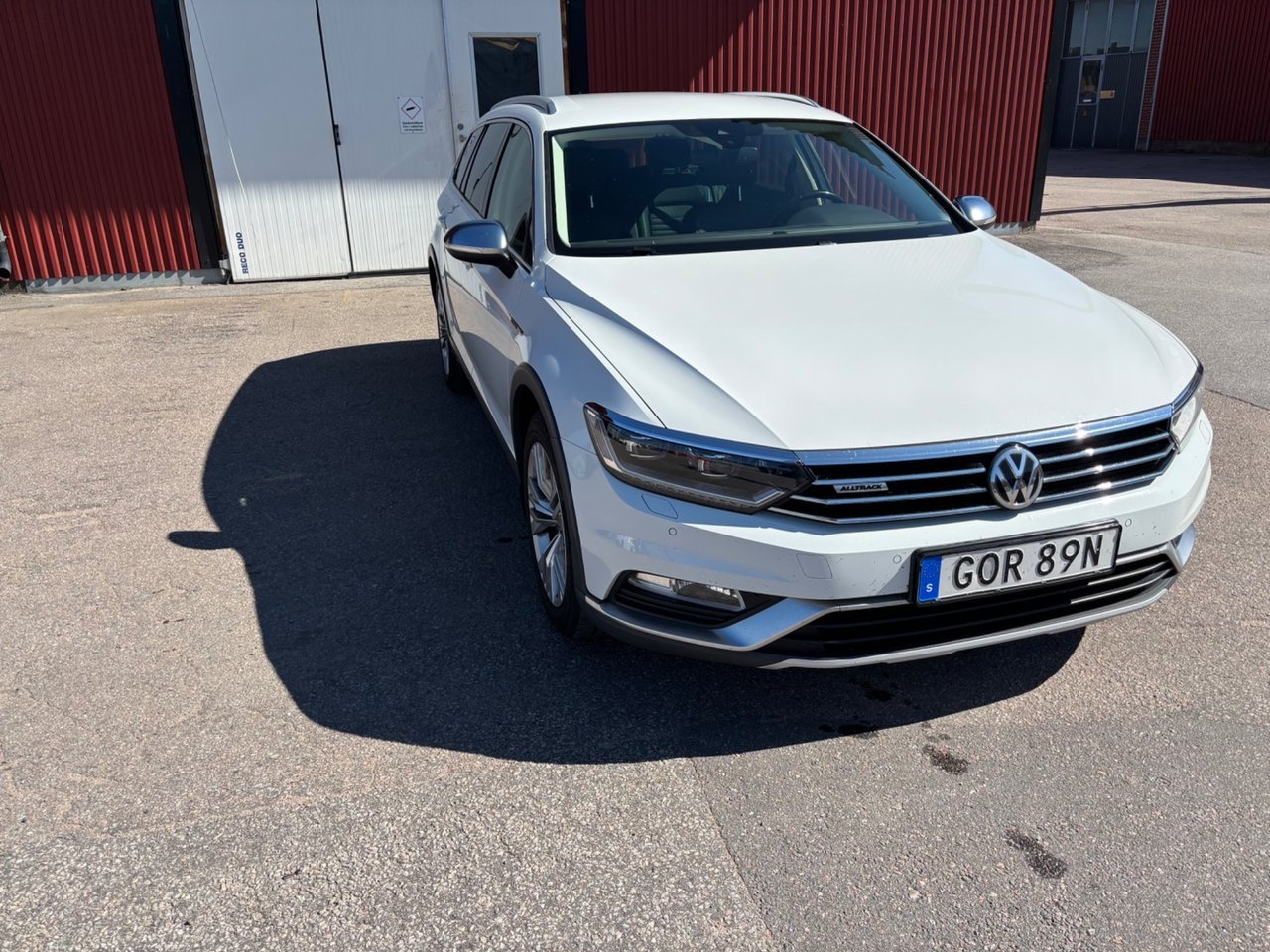Volkswagen Passat 2019, bild 2/10