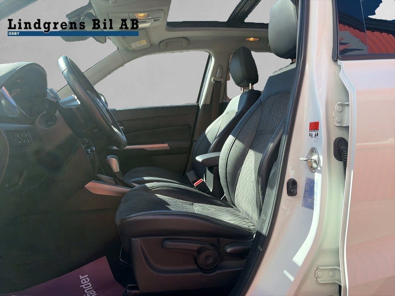 Suzuki Vitara 2020, photo 7/10