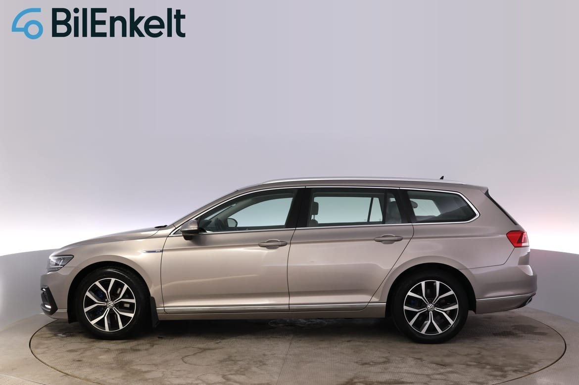 Volkswagen Passat 2020, bild 5/10