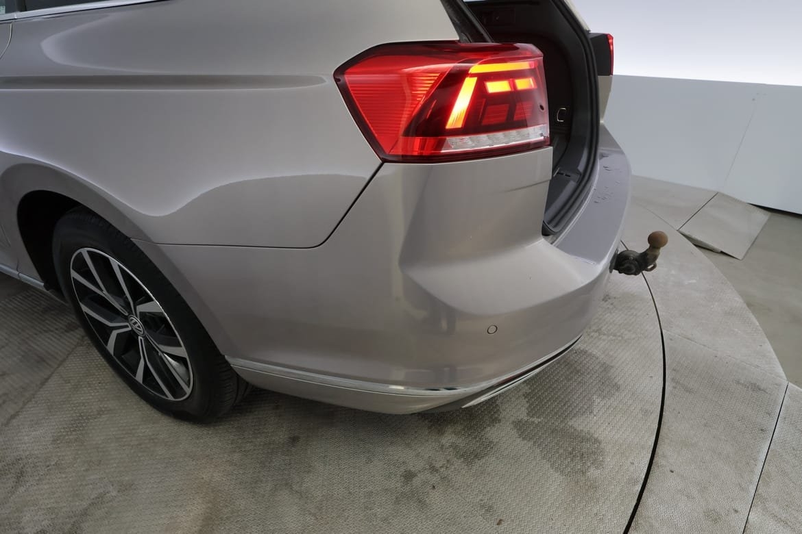 Volkswagen Passat 2020, bild 7/10