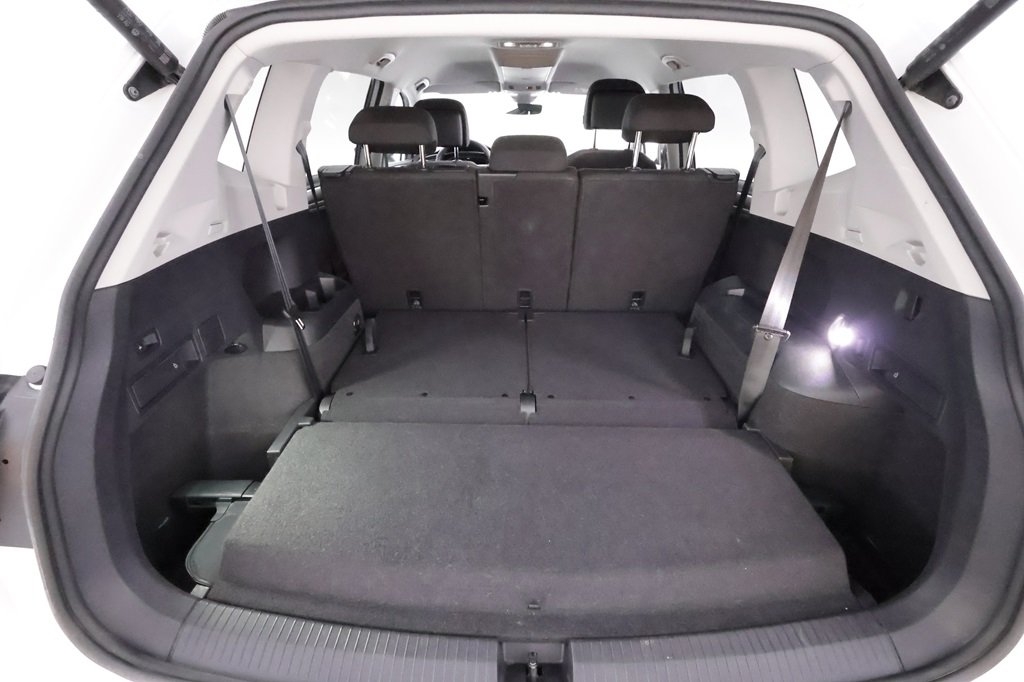 Volkswagen Tiguan Allspace 2023, bild 7/21