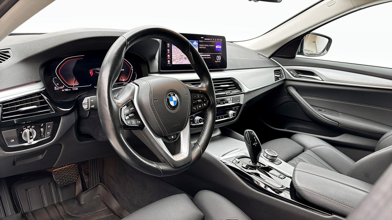 BMW 520 D 190HK XDRIVE NAV Läder Drag 2022, photo 7/16