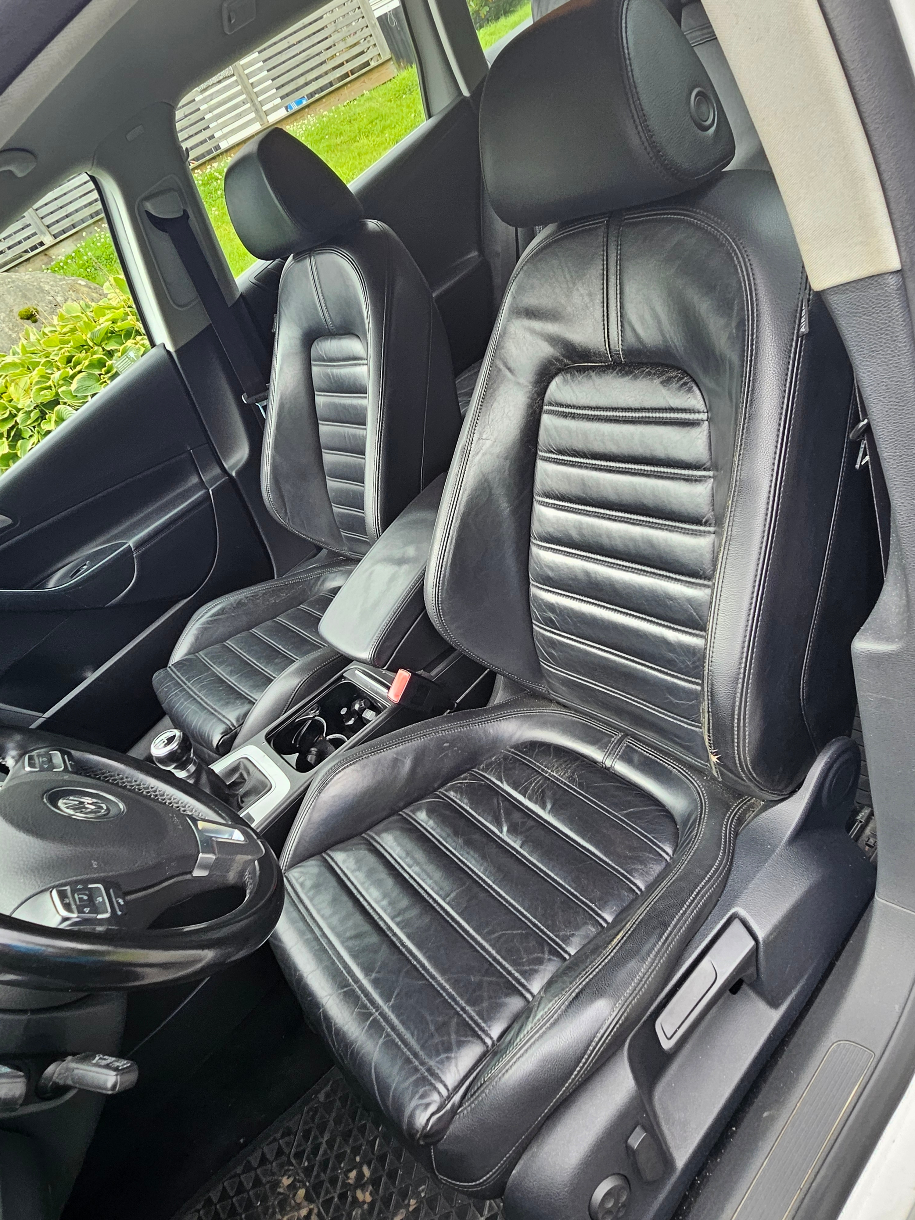 Volkswagen Passat 2010, kuva 7/8