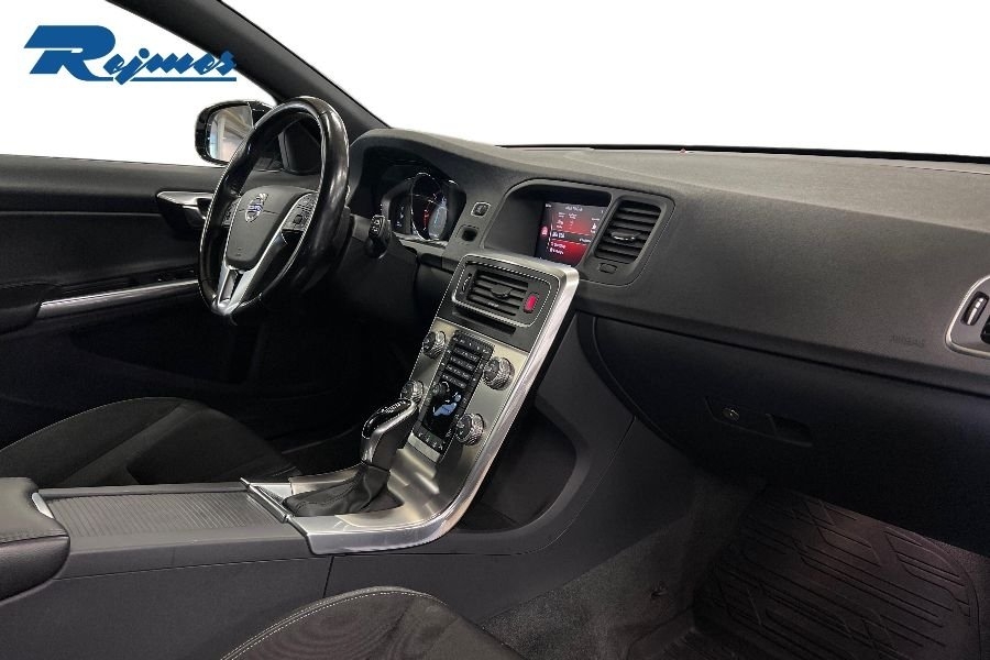Volvo V60 Cross Country 2018, bild 5/10