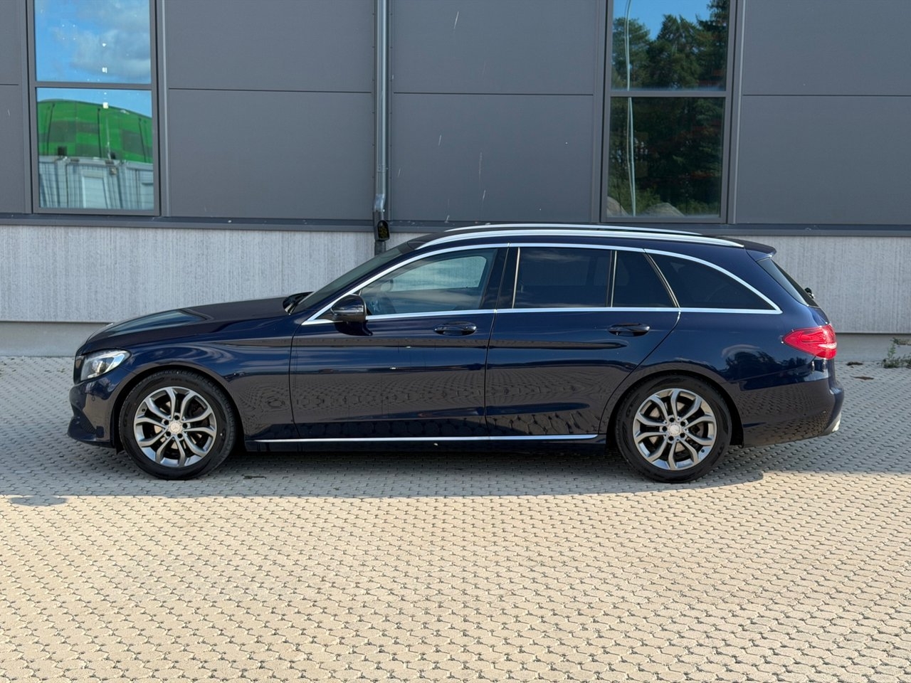 Mercedes-Benz C 2016, bild 2/10