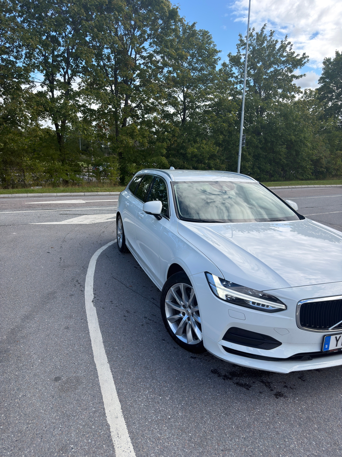 Volvo V90 D4 Geartronic 2020, kuva 4/5