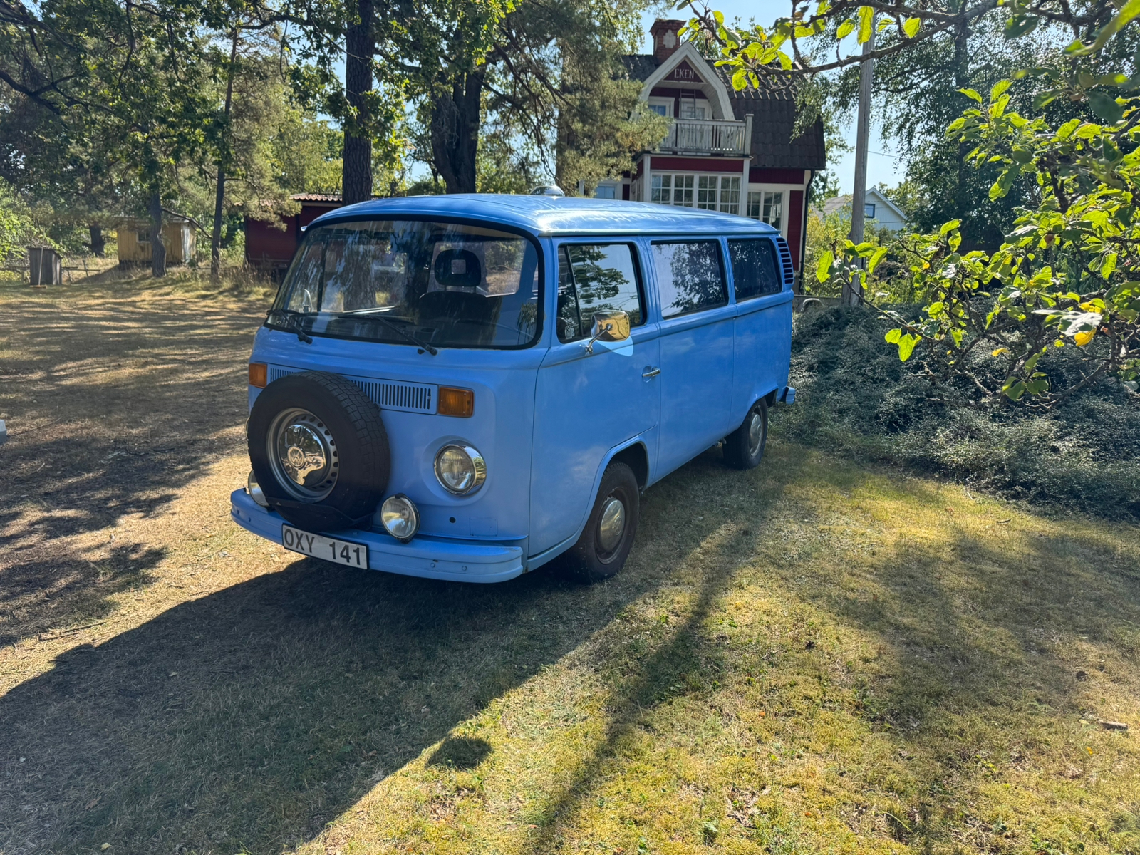 Volkswagen Transporter T2 campingbuss 1975, kuva 2/10