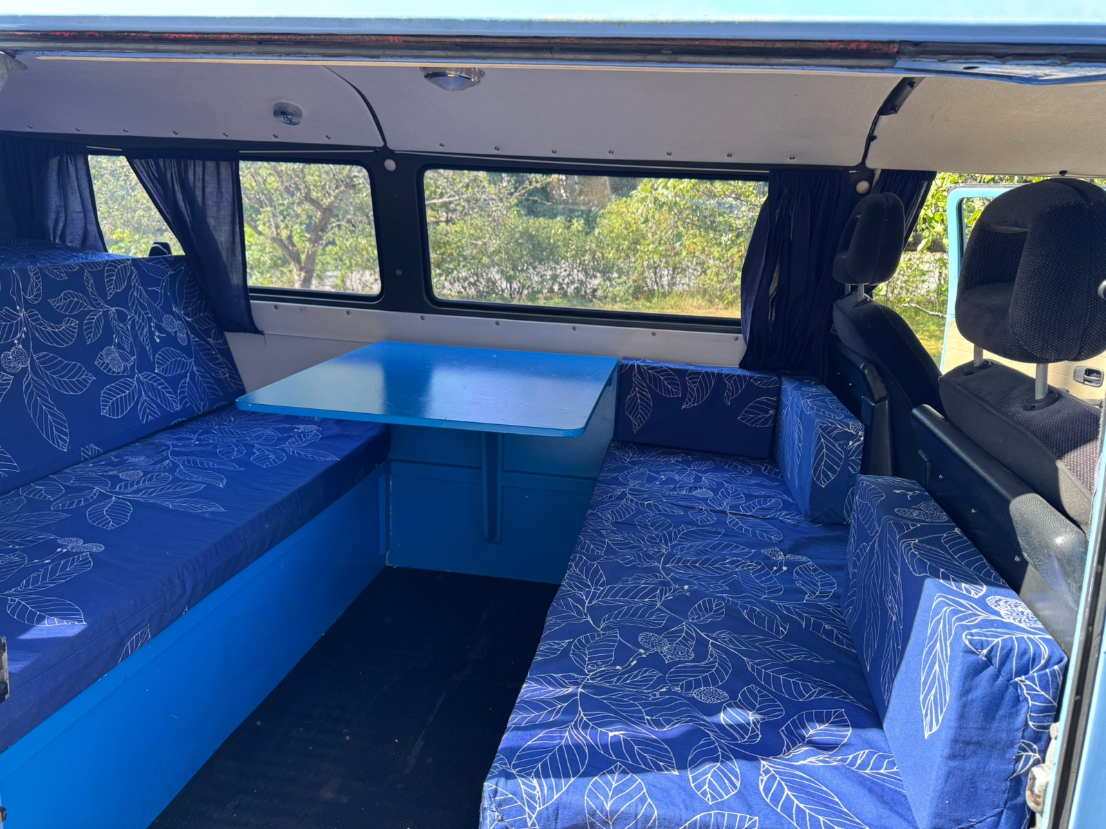 Volkswagen Transporter T2 campingbuss 1975, kuva 5/10