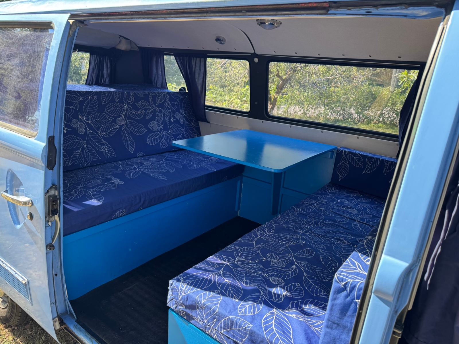Volkswagen Transporter T2 campingbuss 1975, kuva 6/10