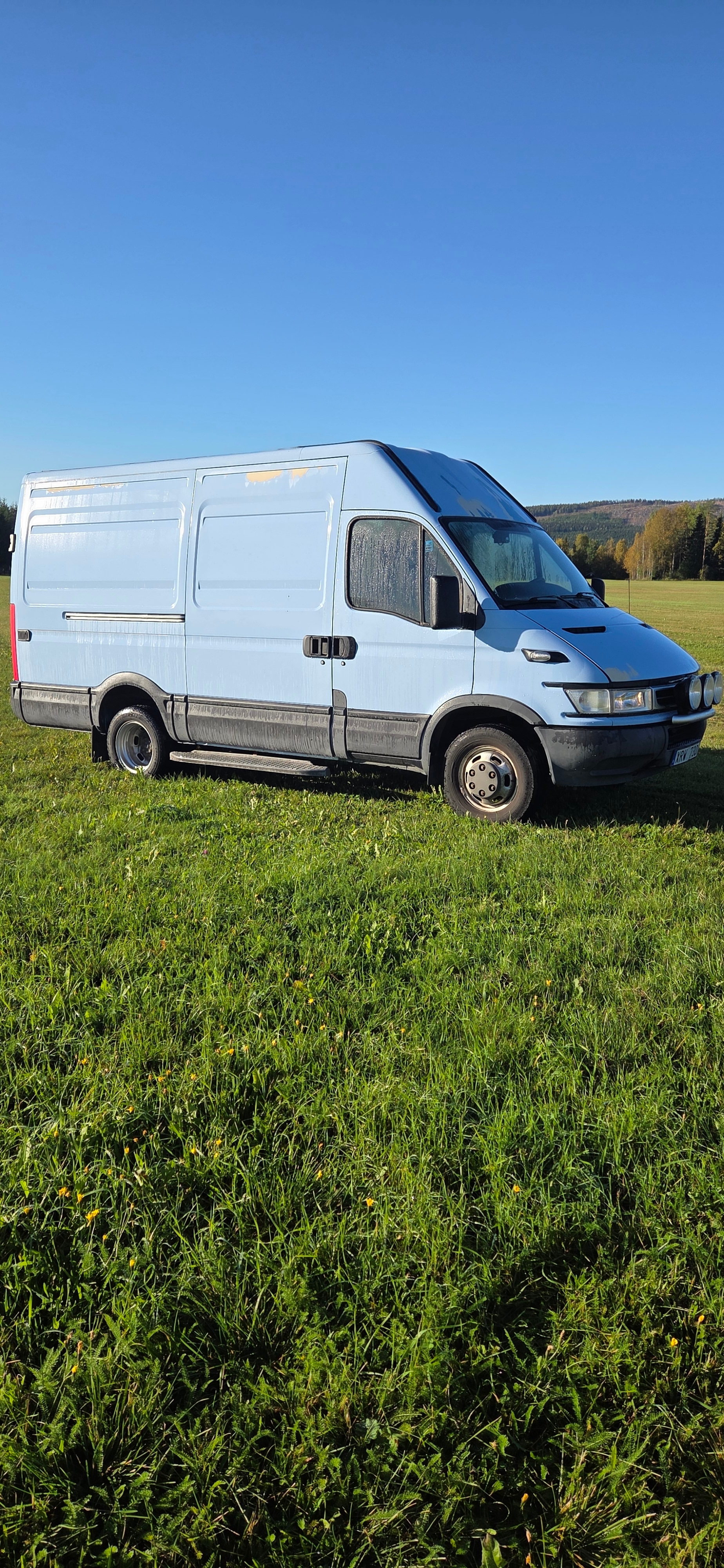 Iveco Daily 35C14 Skåpbil 3.0 HPI AGile 2006, bild 2/10