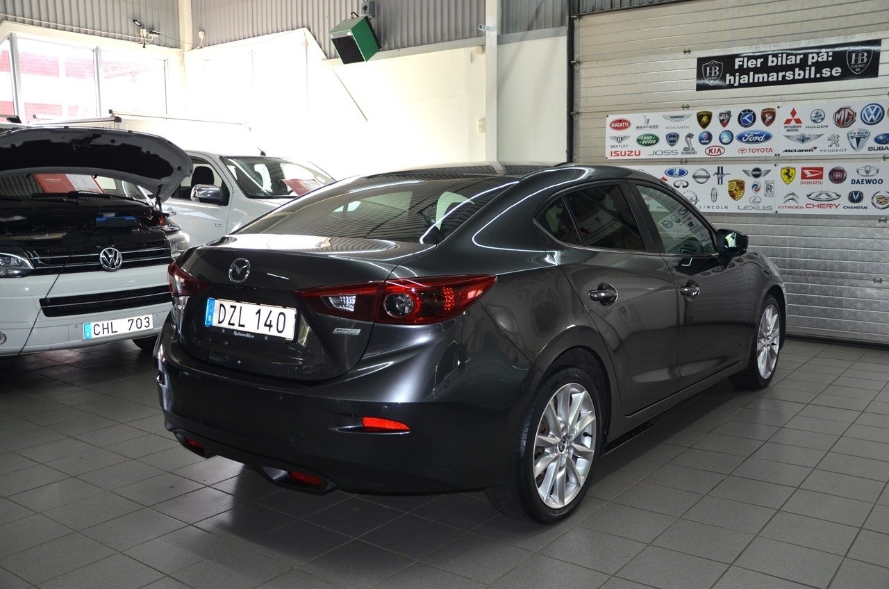 Mazda 3 2016, photo 2/10