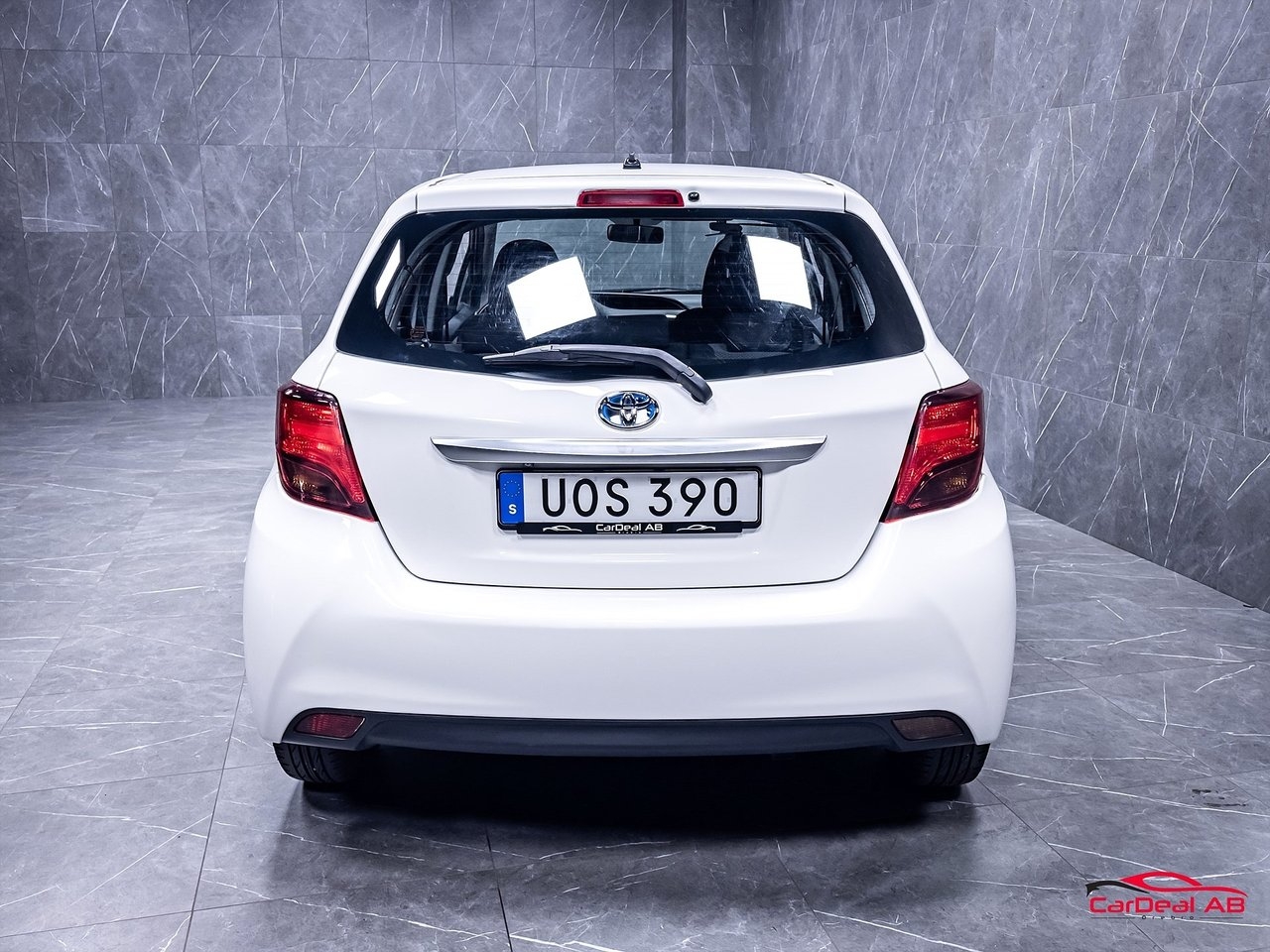 Toyota Yaris Hybrid e-CVT Automat 101hk 2014, photo 6/10