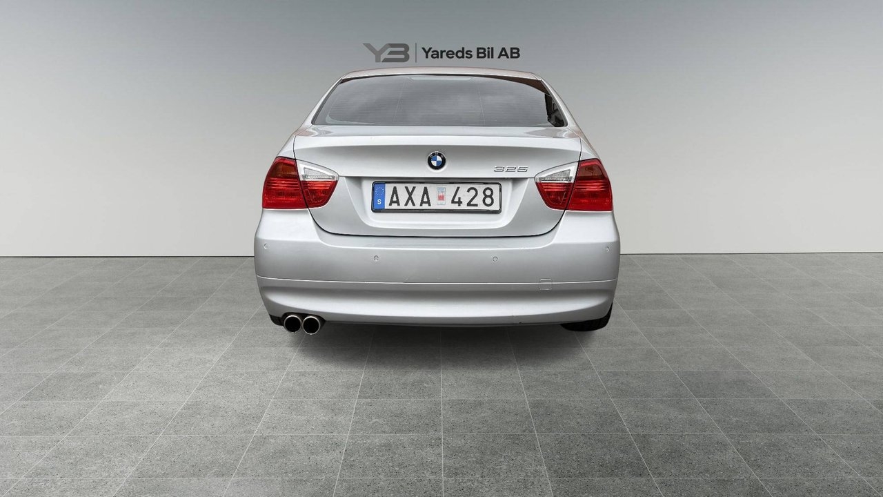 BMW 325 2006, photo 4/10