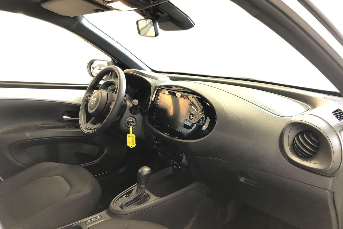 Toyota Aygo X Play 2026, bild 7/10