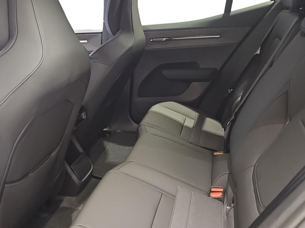 Volvo EX30 P8 AWD Plus - Demo 2027, bild 6/10