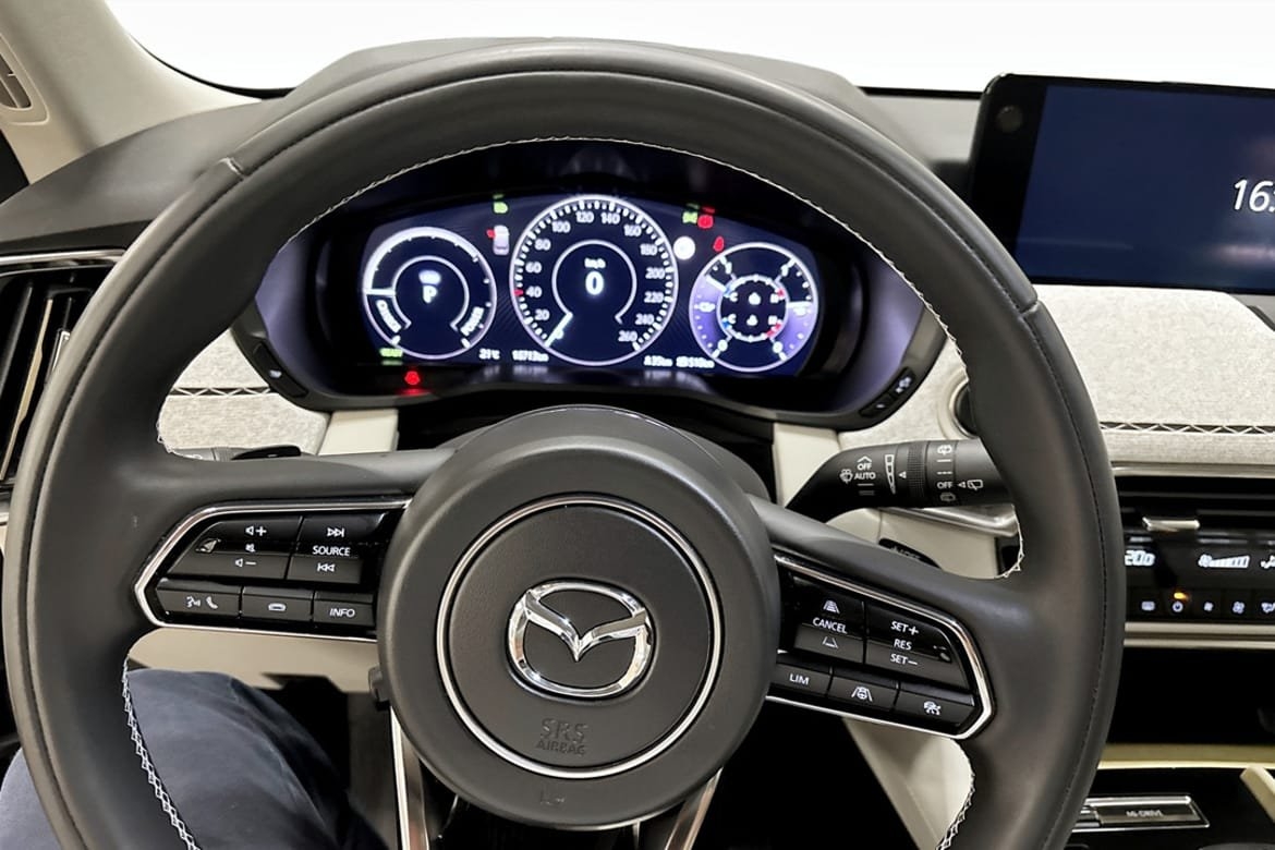 Mazda CX-80 PHEV 2025, photo 7/9
