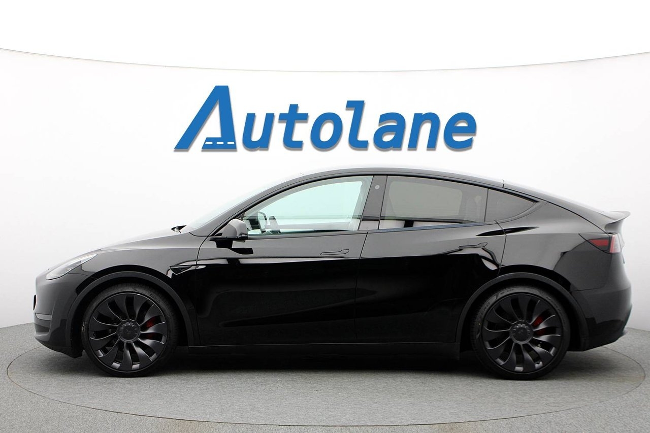 Tesla Model Y Performance AWD 2023, bild 6/10