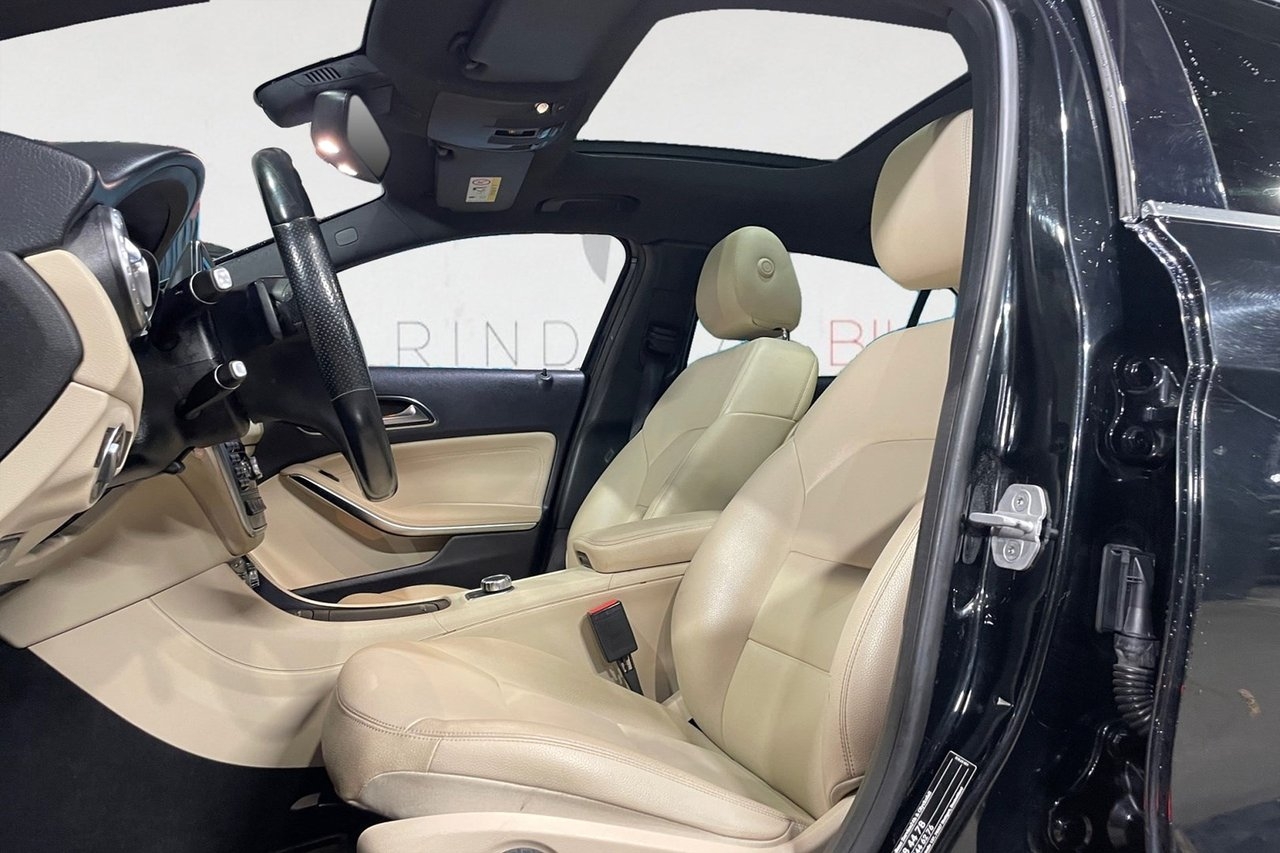 Mercedes-Benz GLA 2015, photo 3/10