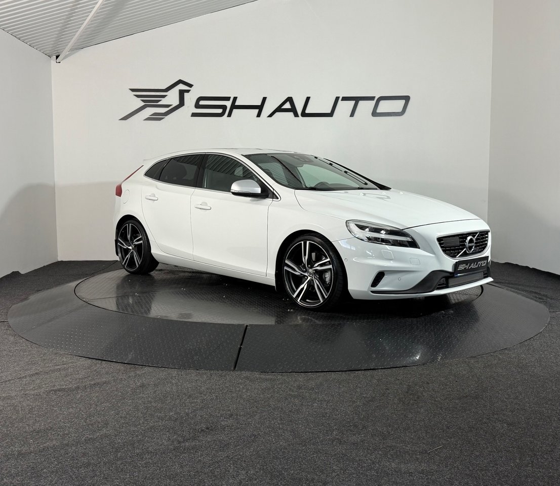 Volvo V40 T3 Geartronic R-Design Euro 6 2019, bild 3/10