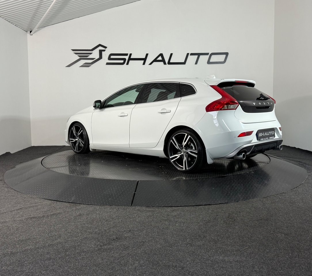 Volvo V40 T3 Geartronic R-Design Euro 6 2019, bild 7/10