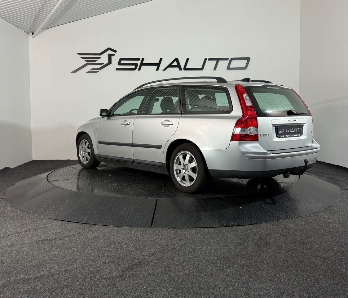 Volvo V50 2.4 Kinetic Euro 4Nybesiktad 2005, bild 7/10