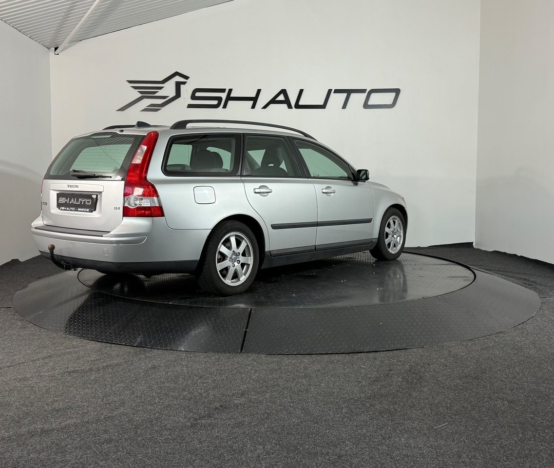 Volvo V50 2.4 Kinetic Euro 4Nybesiktad 2005, bild 5/10