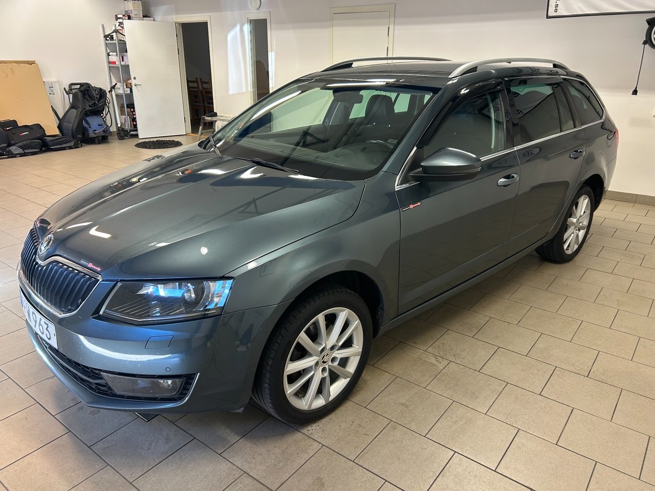 Skoda Octavia 2017, bild 4/10