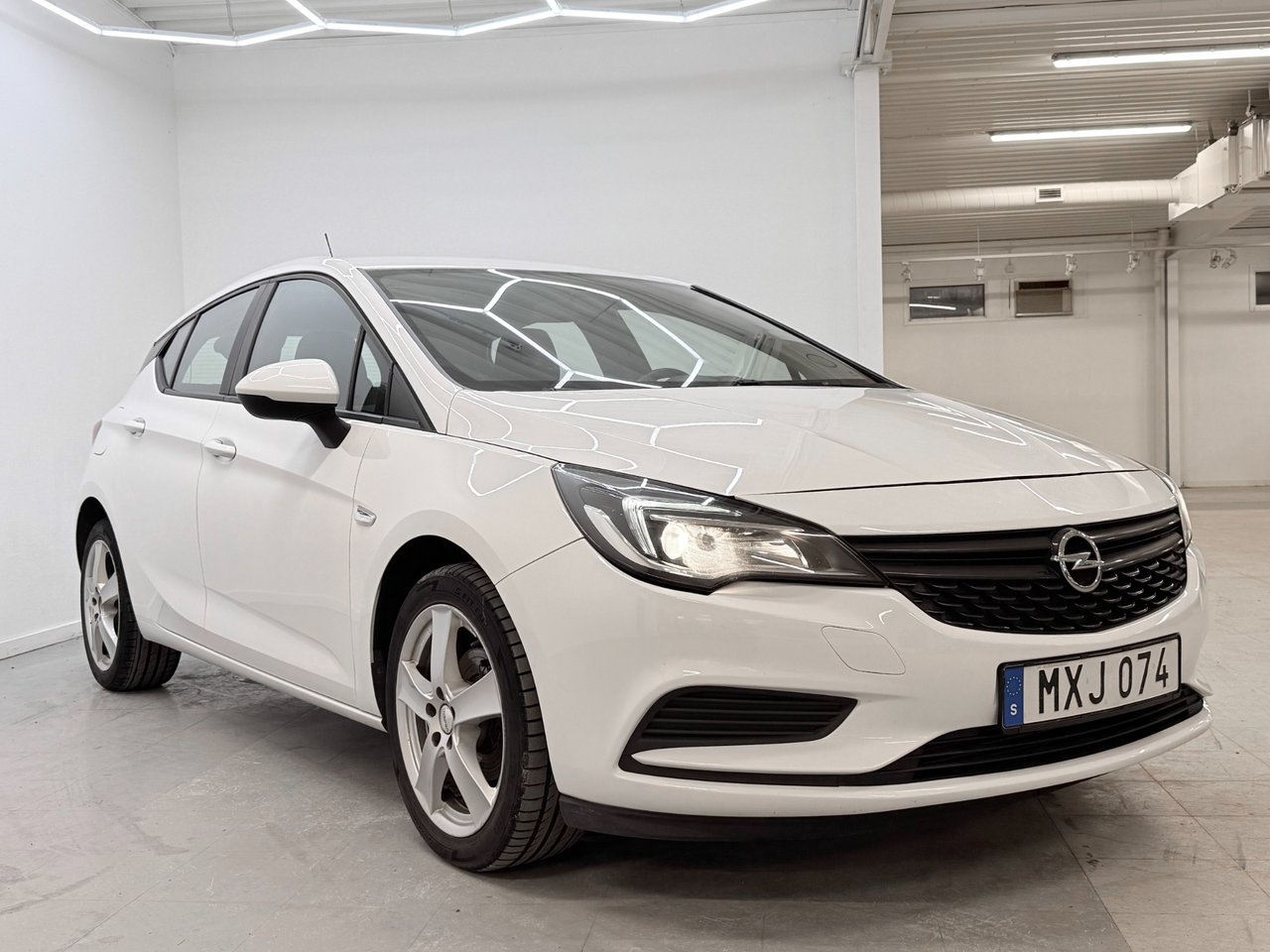 Opel Astra 2016, kuva 4/10