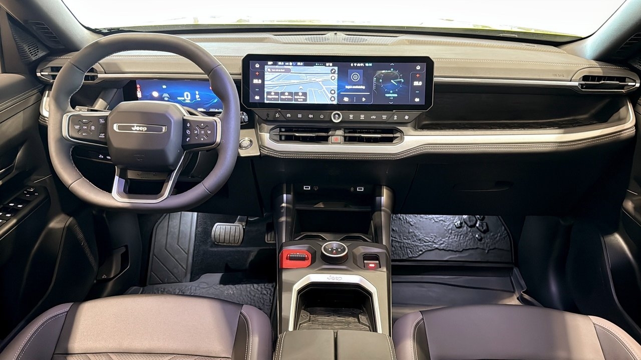 Jeep Compass 2026, photo 4/16