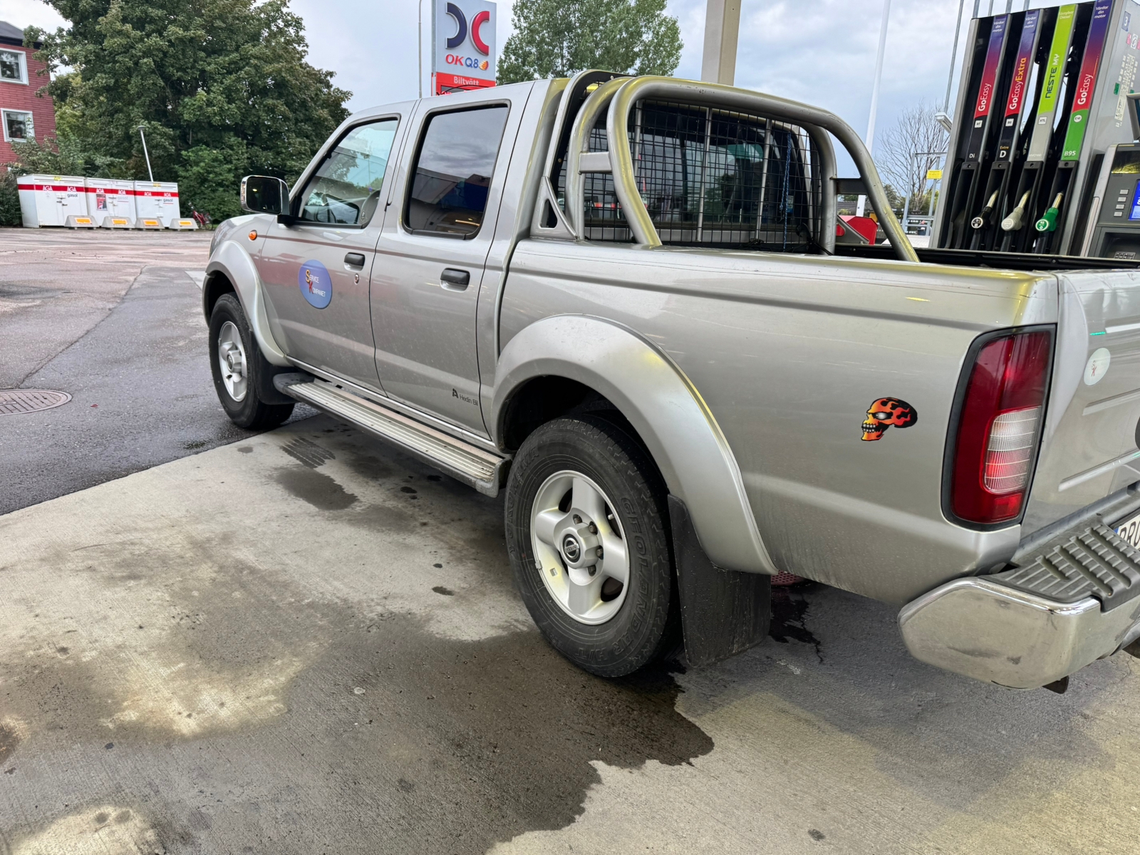 Nissan NP300 Dubbelhytt 2.5 4WD Manuell 2006, bild 2/5