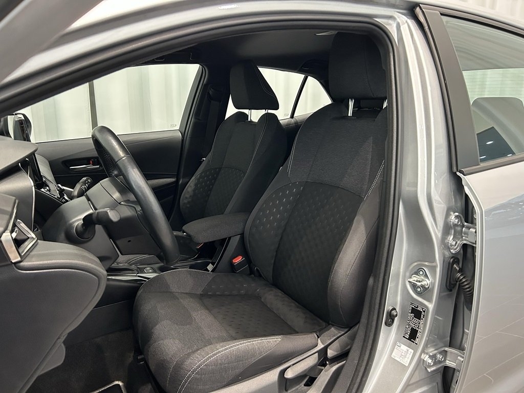 Toyota Corolla Hybrid 140hk e-CVT 2023, bild 6/13