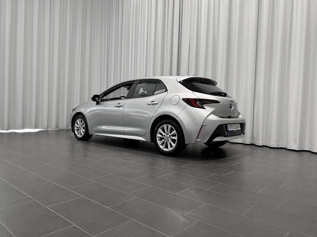 Toyota Corolla Hybrid 140hk e-CVT 2023, bild 3/13