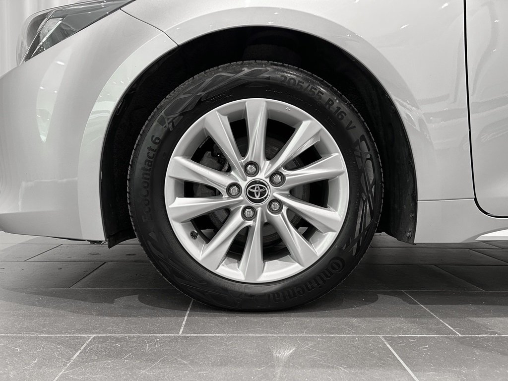 Toyota Corolla Hybrid 140hk e-CVT 2023, bild 5/13