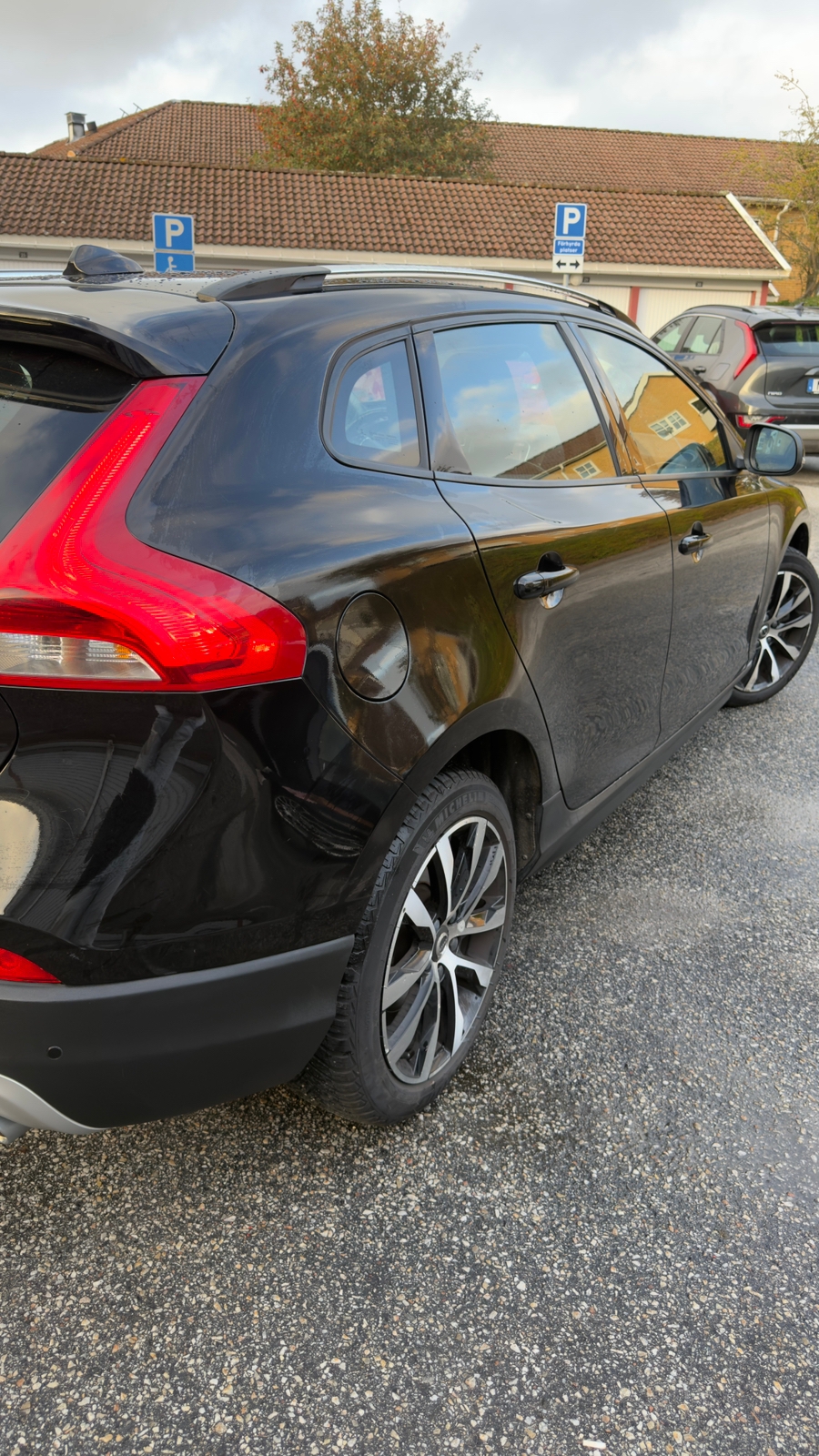 Volvo V40 Cross Country 2019, kuva 4/10
