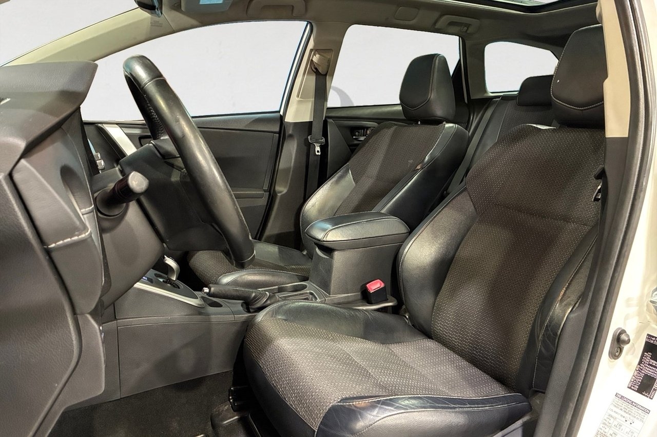 Toyota Auris 2014, bild 3/10