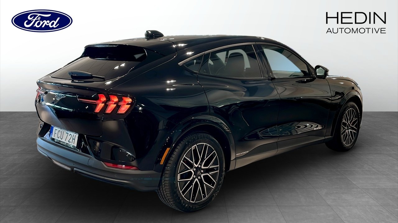Ford Mustang Mach-E 2025, bild 2/9