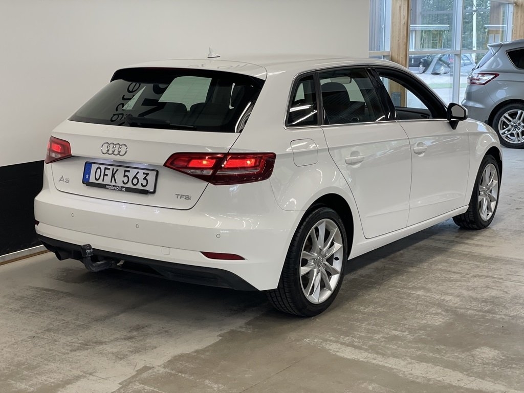 Audi A3 2017, photo 6/23