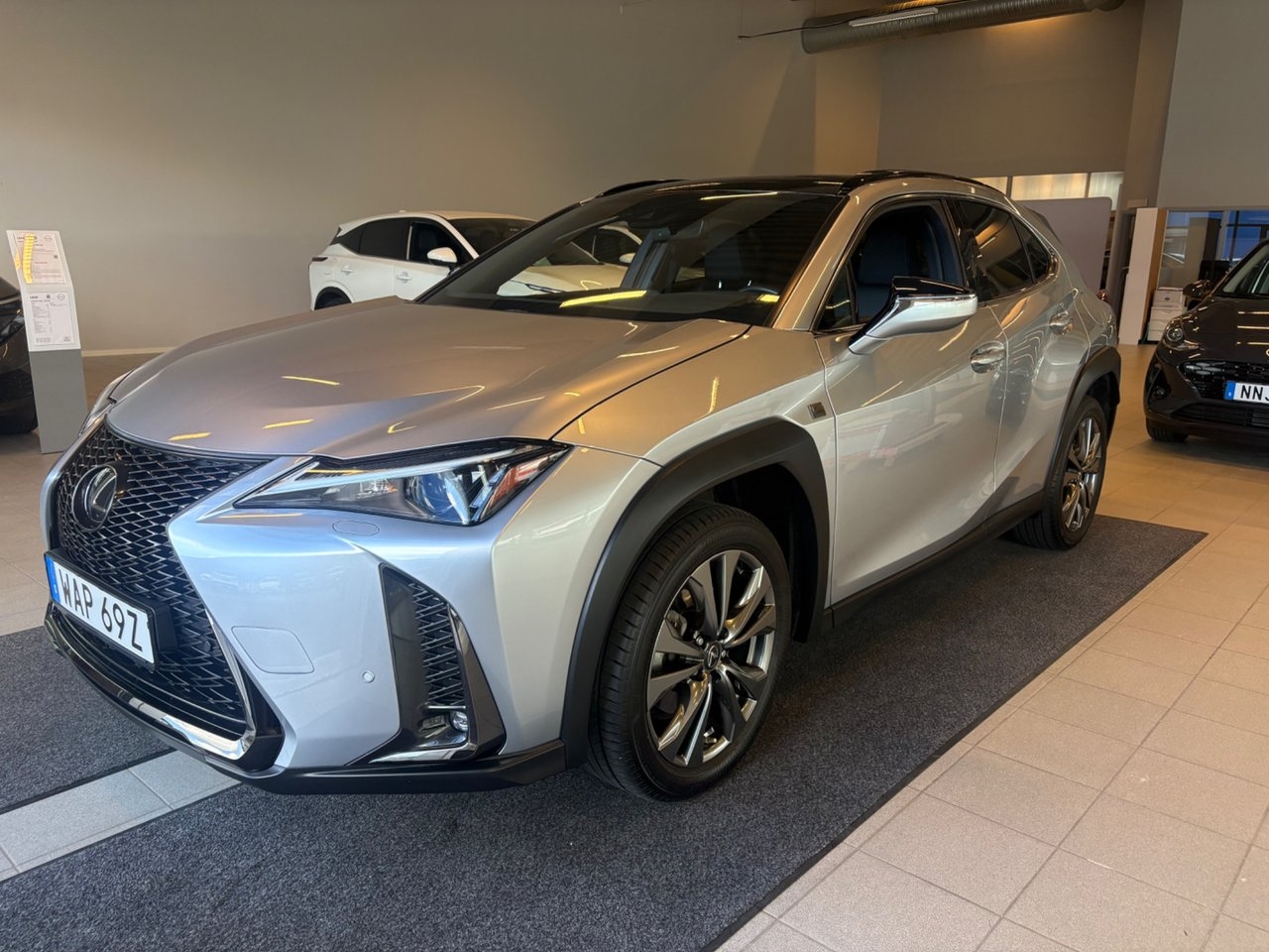Lexus UX