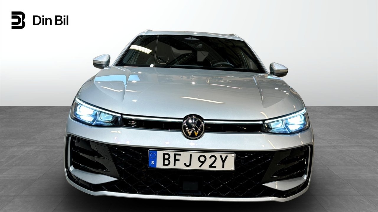 Volkswagen Passat 2025, bild 4/23