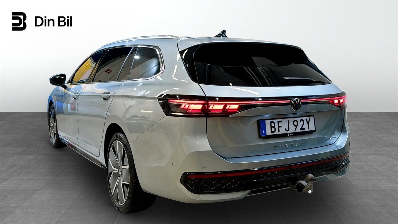 Volkswagen Passat 2025, bild 3/23