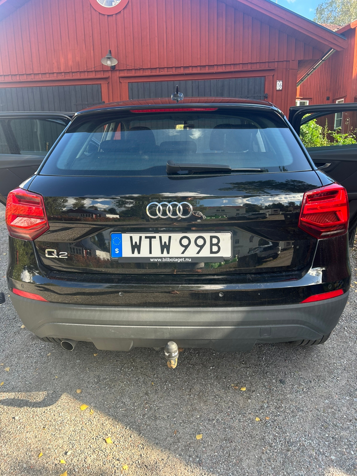 Audi Q2 30 TFSI Manuell 2020, bild 6/7