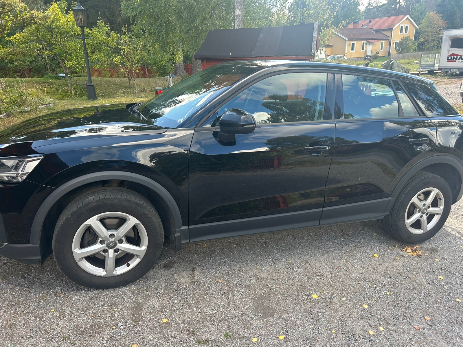 Audi Q2 30 TFSI Manuell 2020, bild 3/7
