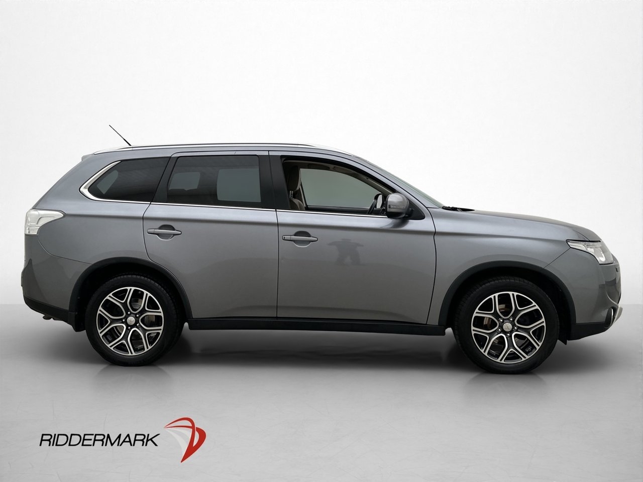 Mitsubishi Outlander 2015, bild 4/30