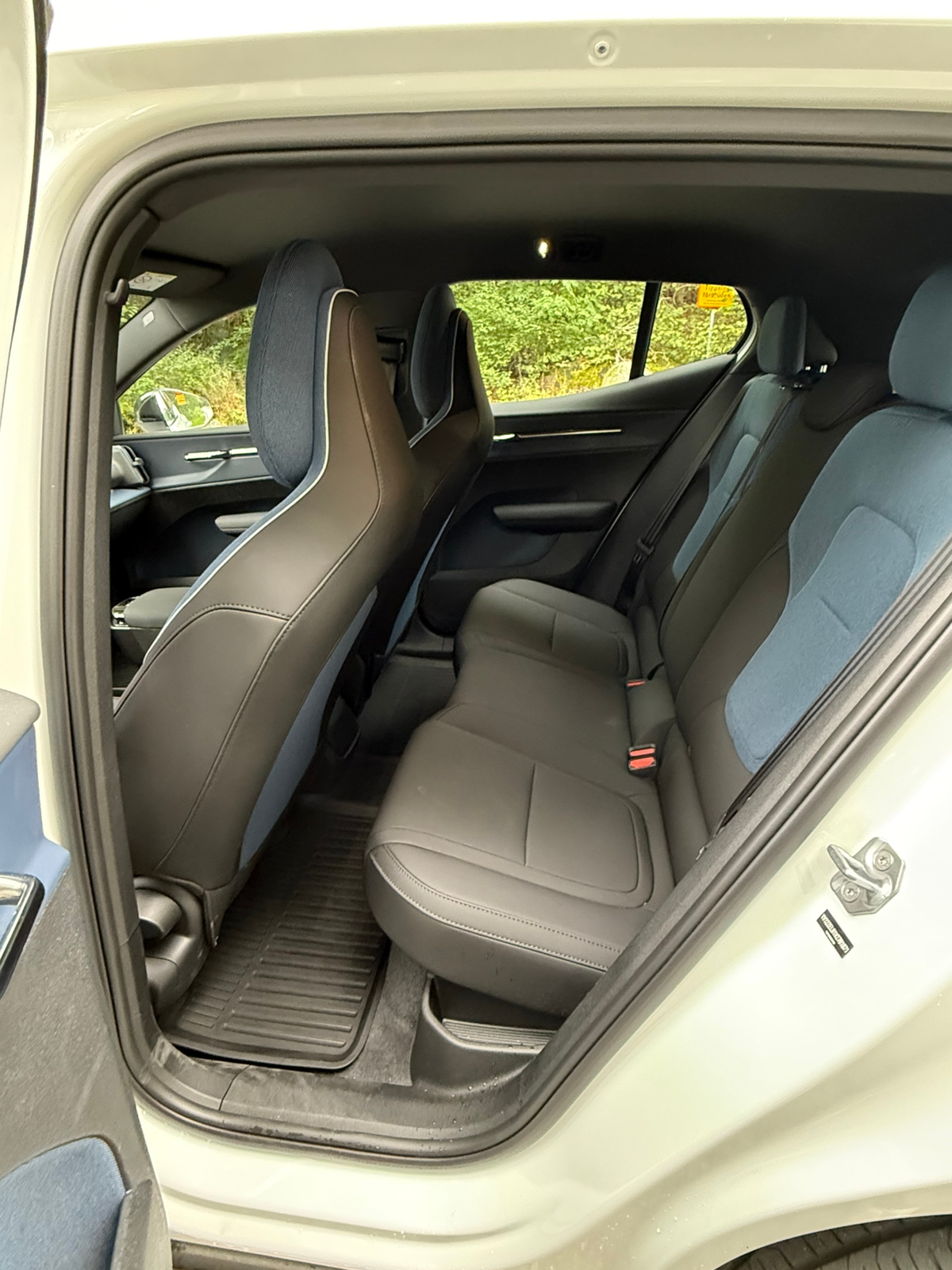 Volvo EX30 P5 Long Range 2027, bild 8/8