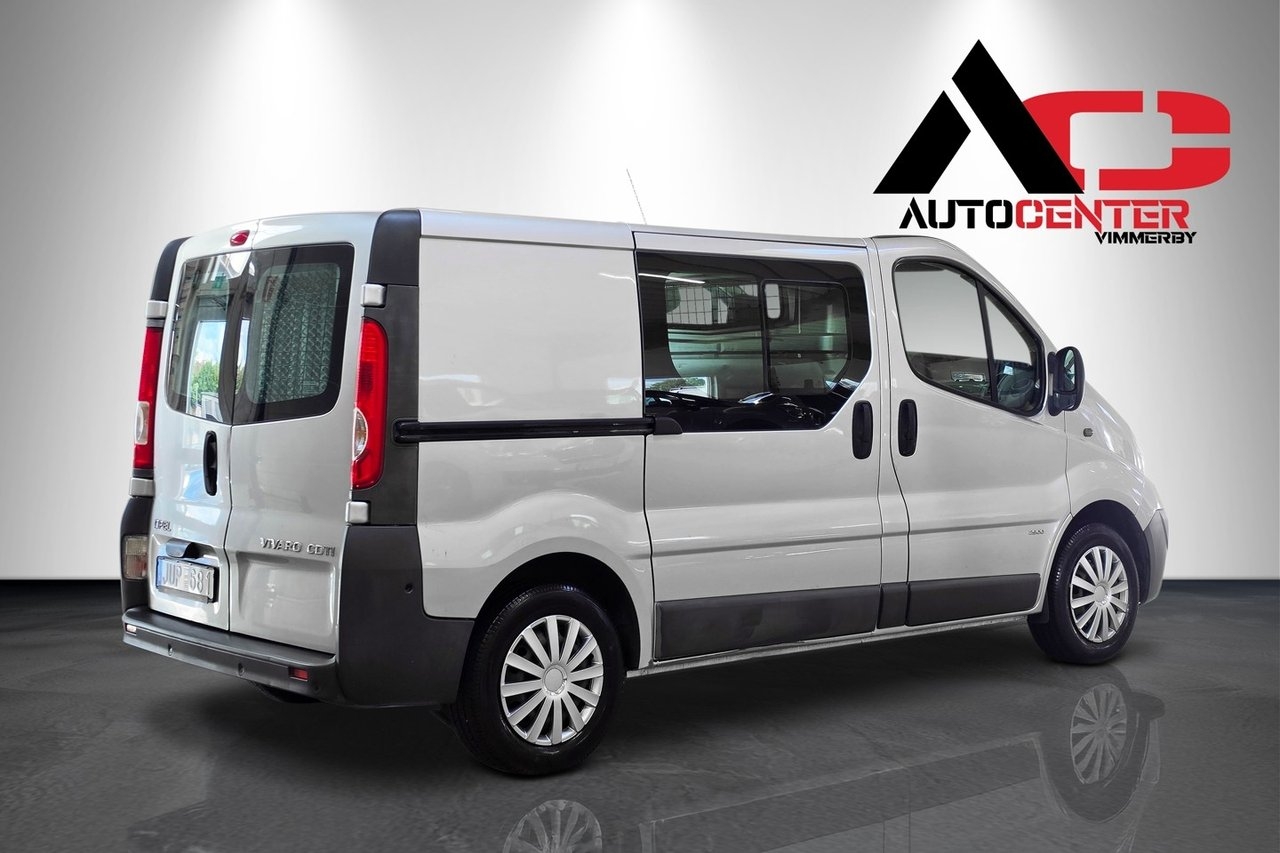 Opel Vivaro 2009, bild 2/10