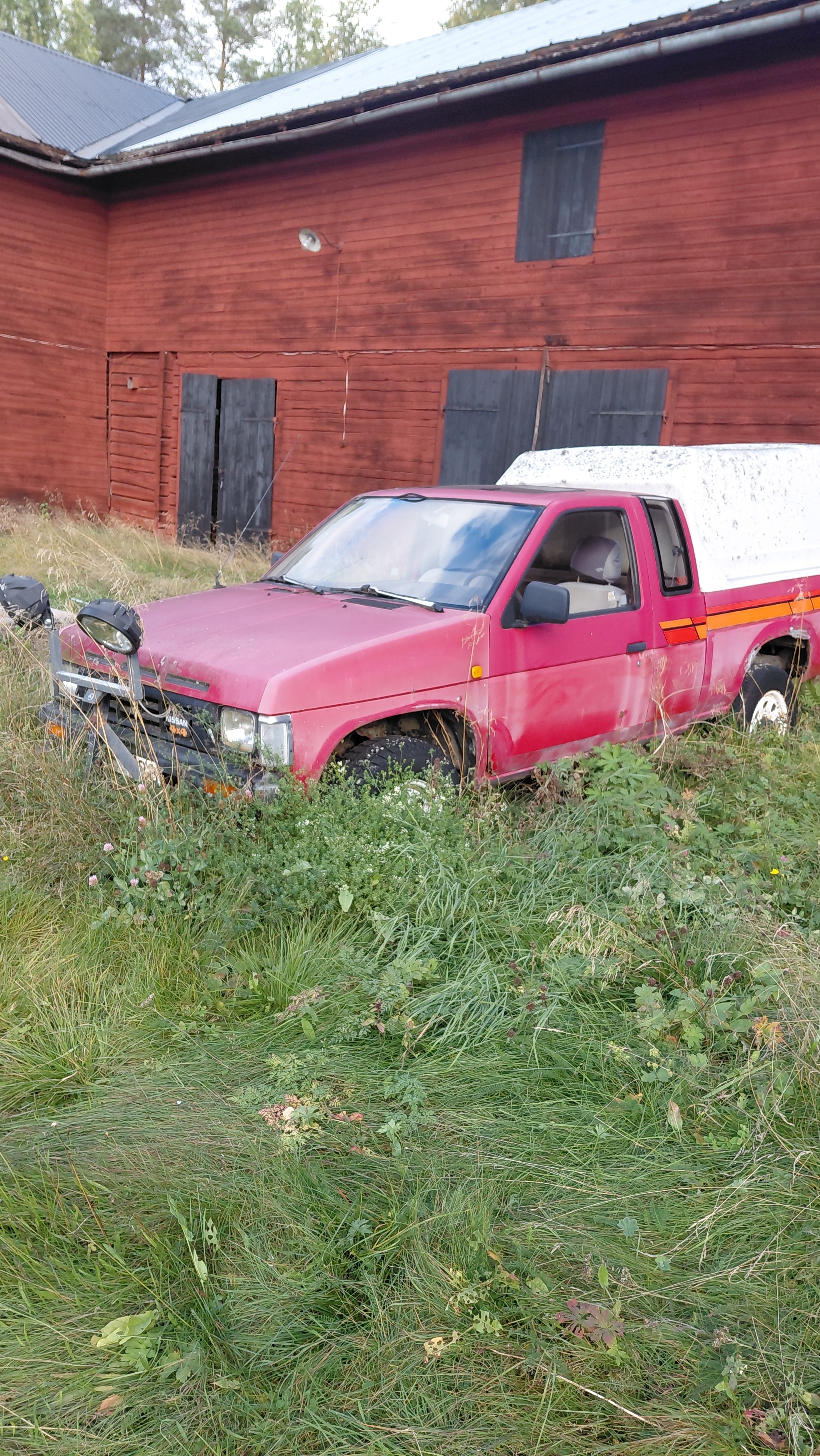 Nissan Navara King Cab 2.5 4WD Manuell 1988, bild 3/3